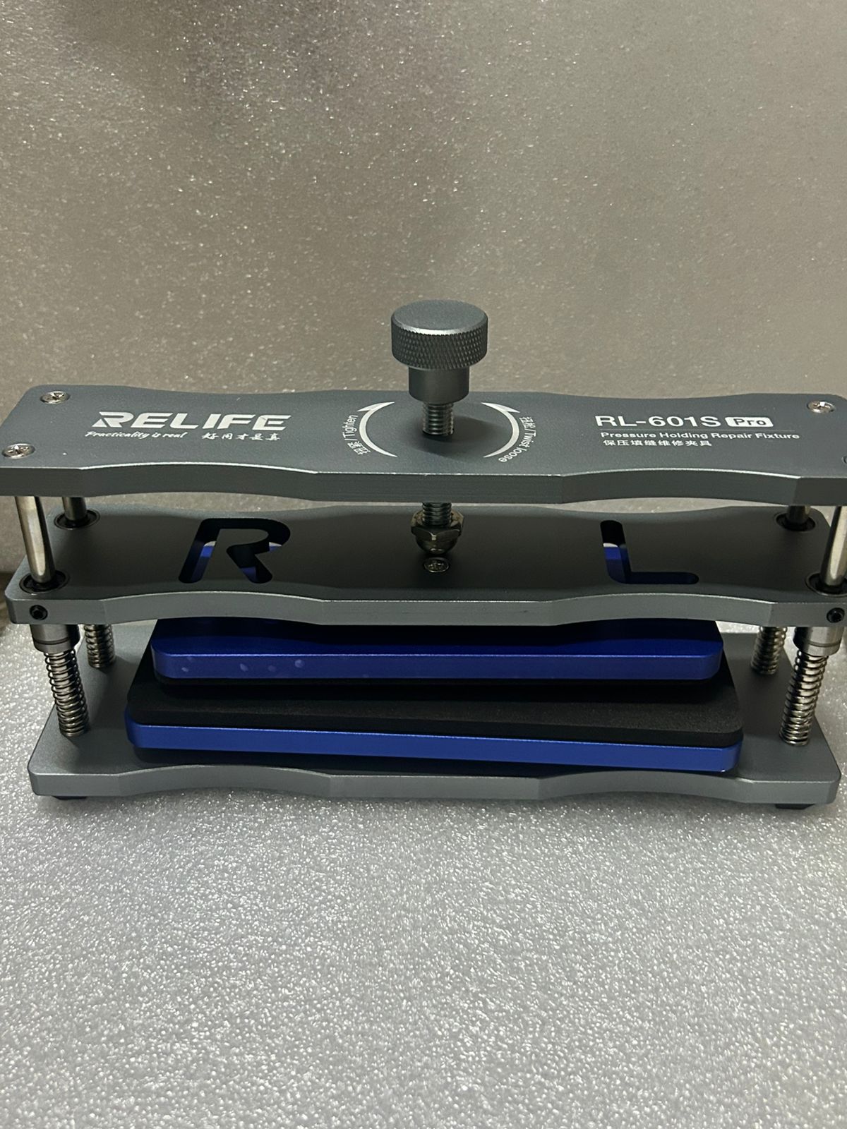 Base giratoria para sujetar pantallas y tapas Relife RL-601S Pro 